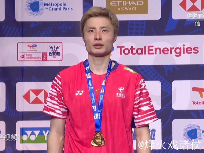 石宇奇获评世界羽联年度最佳男单选手 石宇奇获评世界羽联年度最佳男单选手